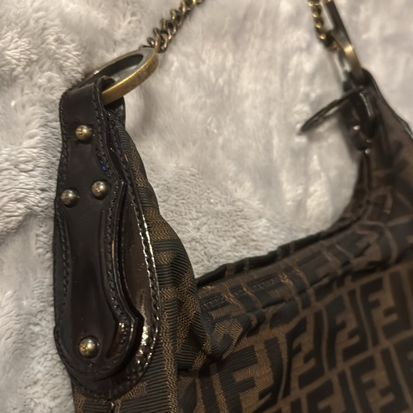 Shoulder Bag - Picture 3 of 9